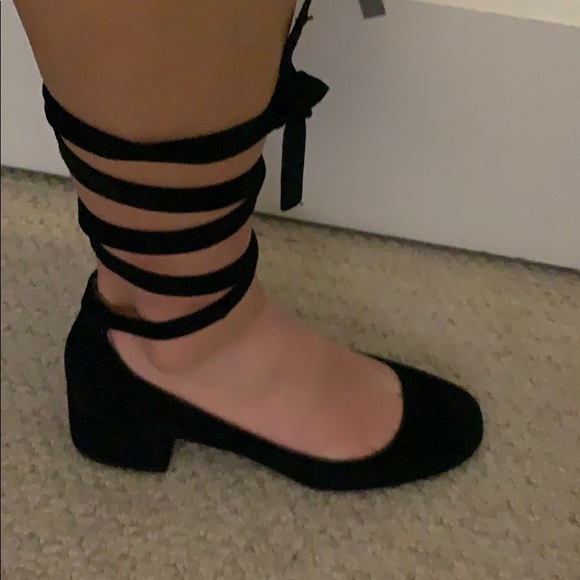 Steve Madden Shoes - Picture 2 of 2